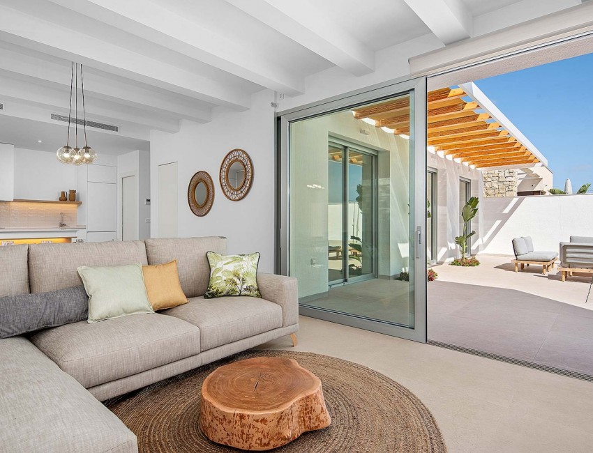 New Build · Villa · Dolores