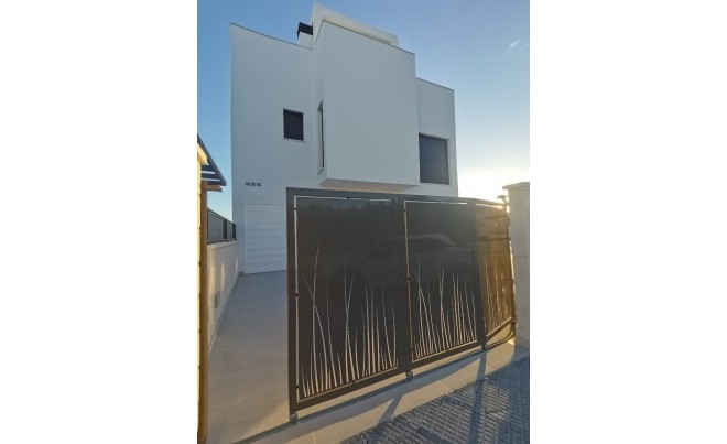 Nouvelle construction · Villa · Los Montesinos · La Herrada