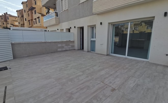 Revente · Appartement · Torrevieja · Nueva Torrevieja - Aguas Nuevas