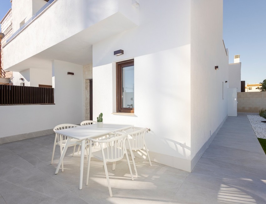 Nouvelle construction · Villa · Los Montesinos · Vistabella Golf