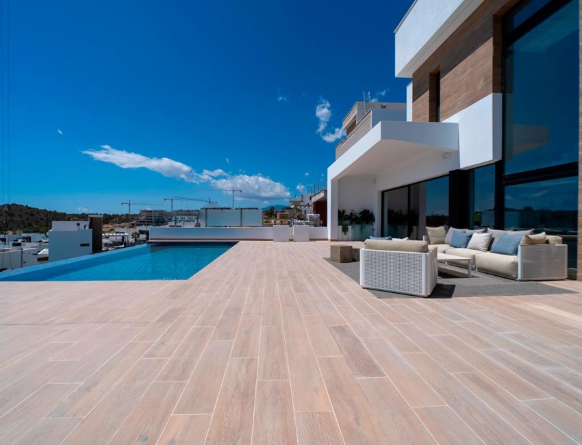 Nueva construcción  · Villa / Chalet · Finestrat