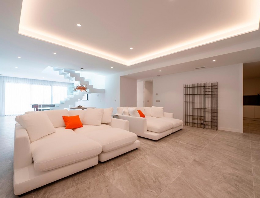 Nueva construcción  · Villa / Chalet · Finestrat