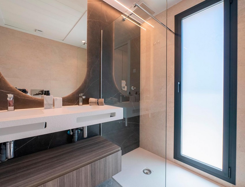 Nueva construcción  · Villa / Chalet · Finestrat