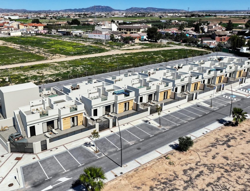 Nueva construcción  · Villa / Chalet · Roldan