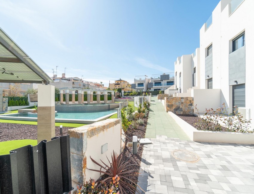 New Build · Bungalow / Townhouse / Detached / Terraced · Torrevieja · Lago Jardín II