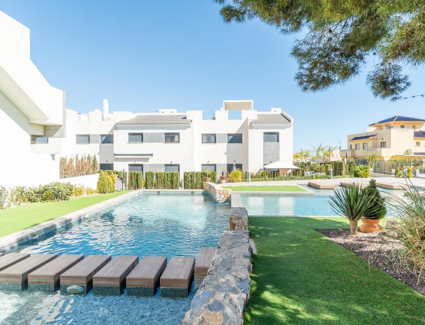 Nouvelle construction · Bungalow / Maison de Ville · Torrevieja · Lago Jardín II