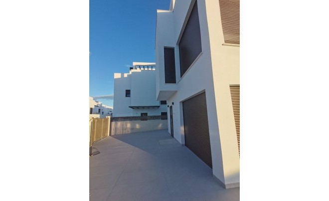 Nouvelle construction · Villa · Los Montesinos · La Herrada