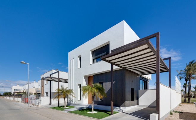Nueva construcción  · Villa / Chalet · Pilar de la Horadada · Lo Romero Golf