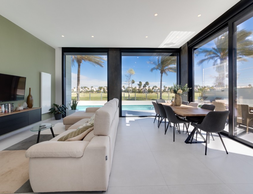 Nueva construcción  · Villa / Chalet · Pilar de la Horadada · Lo Romero Golf