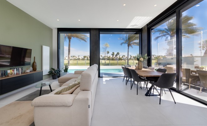 Nueva construcción  · Villa / Chalet · Pilar de la Horadada · Lo Romero Golf