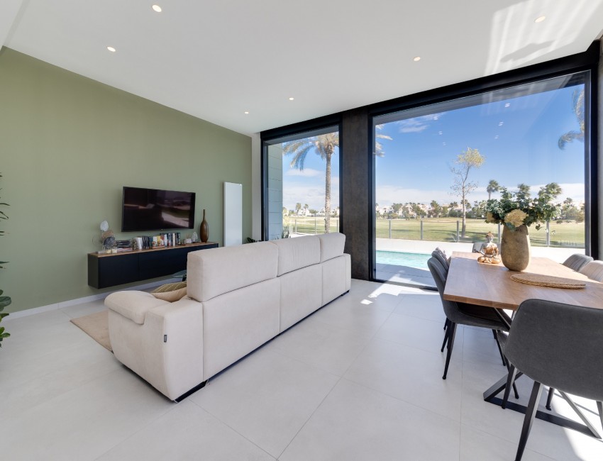 Nueva construcción  · Villa / Chalet · Pilar de la Horadada · Lo Romero Golf