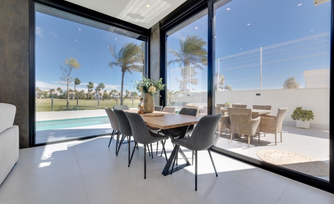 Nueva construcción  · Villa / Chalet · Pilar de la Horadada · Lo Romero Golf