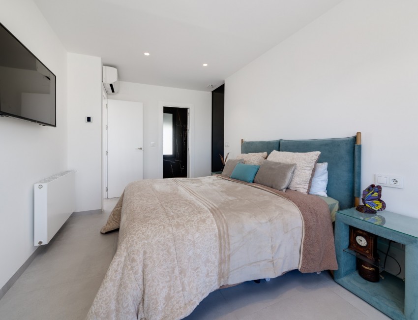 Nueva construcción  · Villa / Chalet · Pilar de la Horadada · Lo Romero Golf