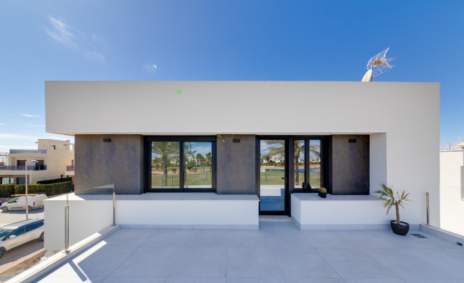 Nueva construcción  · Villa / Chalet · Pilar de la Horadada · Lo Romero Golf