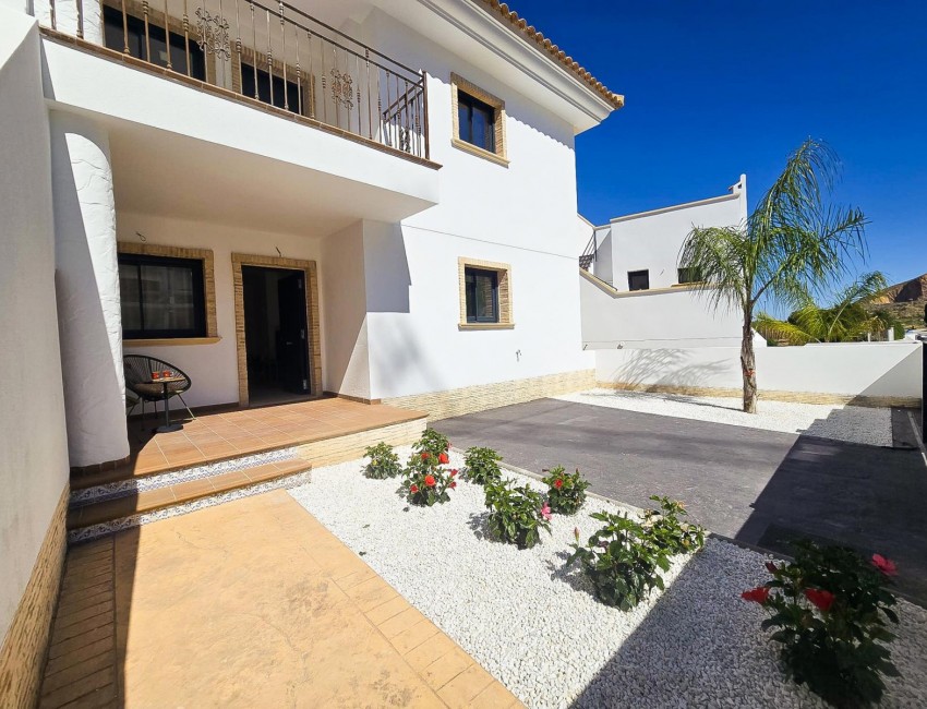 Nouvelle construction · Bungalow / Maison de Ville · Cox