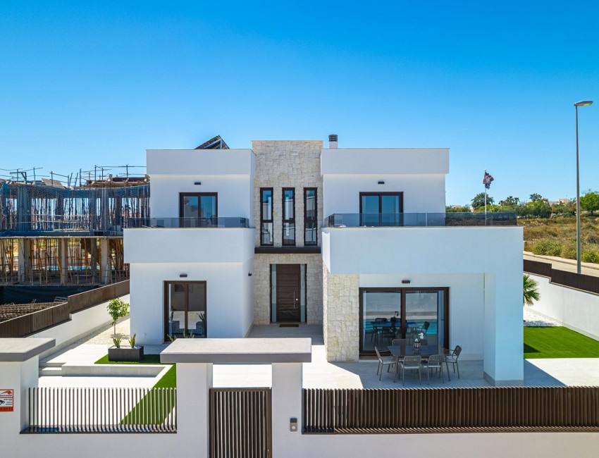 Nouvelle construction · Villa · Los Montesinos · Vistabella Golf