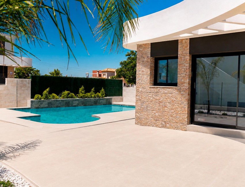Nueva construcción  · Villa / Chalet · Los Montesinos · La Herrada