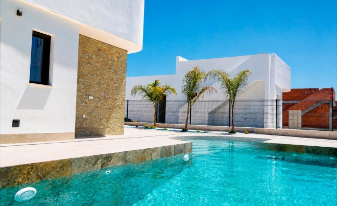 Nueva construcción  · Villa / Chalet · Los Montesinos · La Herrada