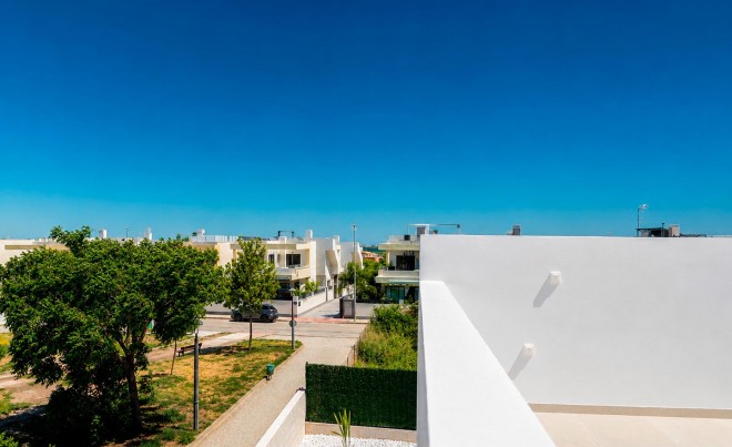 Nueva construcción  · Villa / Chalet · Los Montesinos · La Herrada