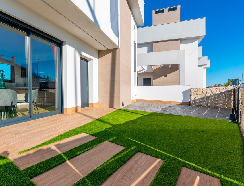 Nueva construcción  · Villa / Chalet · Algorfa · La Finca