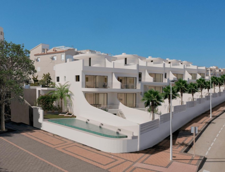 Nueva construcción  · Bungalow / Adosado / Semiadosado · Torrevieja · La Mata
