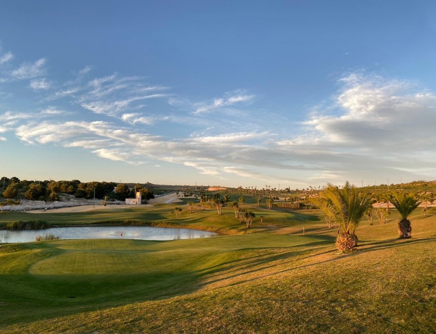 Nueva construcción  · Villa / Chalet · Los Montesinos · Vistabella Golf