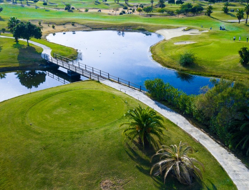 Nueva construcción  · Villa / Chalet · Los Montesinos · Vistabella Golf