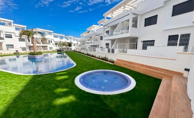 Nouvelle construction · Bungalow / Maison de Ville · Torrevieja · Lago Jardín II