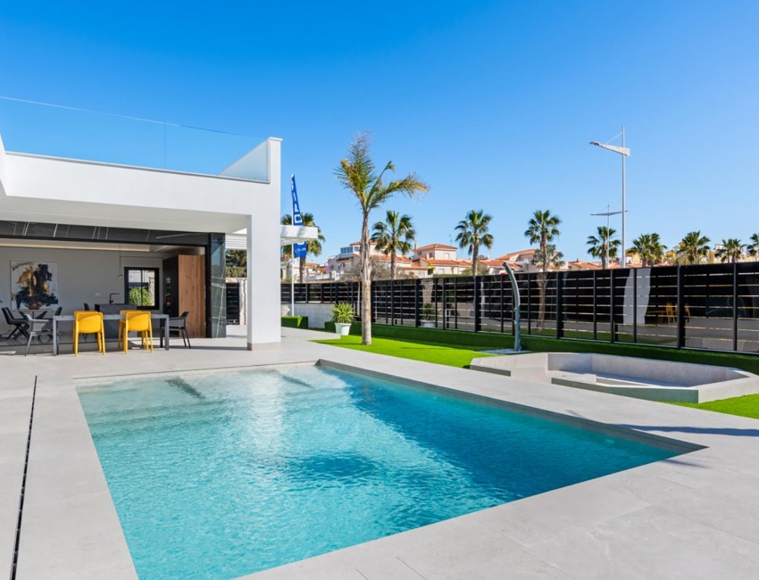 Nueva construcción  · Villa / Chalet · Algorfa · La Finca