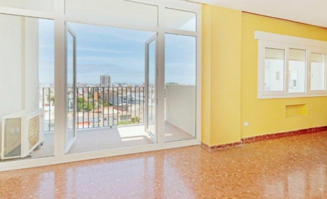 Sale · Apartment / Flat · CÁDIZ · Bahía Blanca